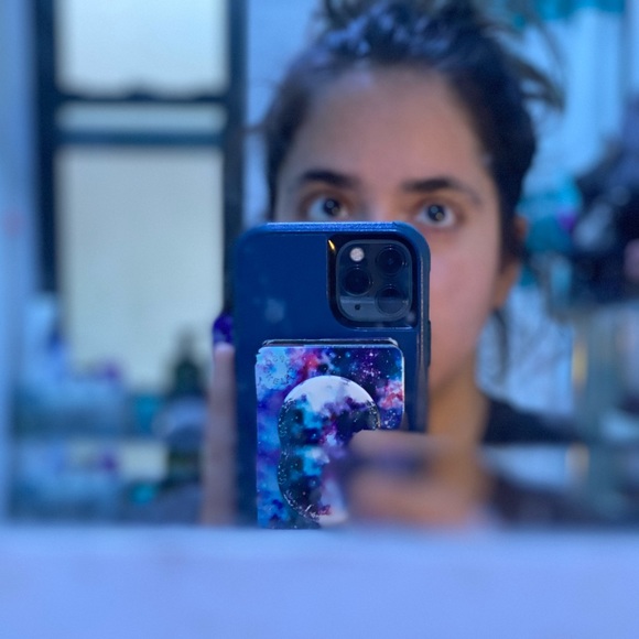 🌞 Meet Your Posher 🌞 - Picture 1 of 6